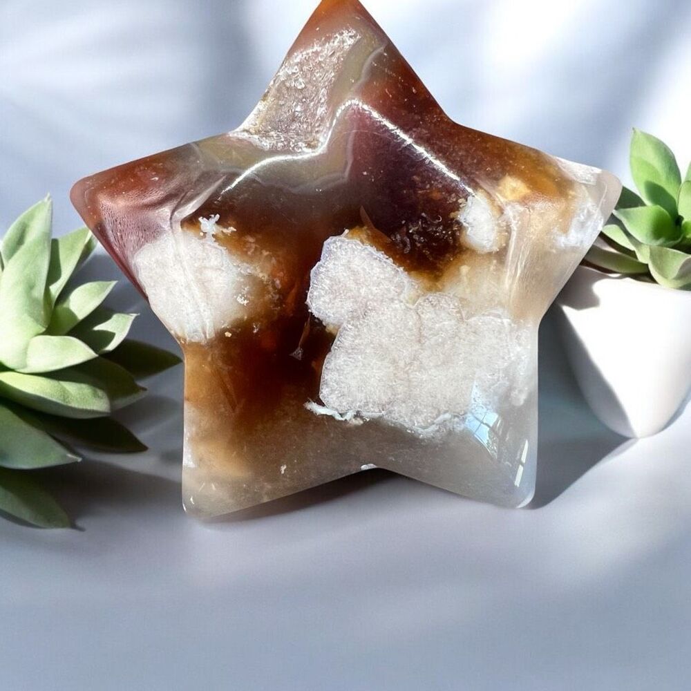 Flower Agate Star Carving